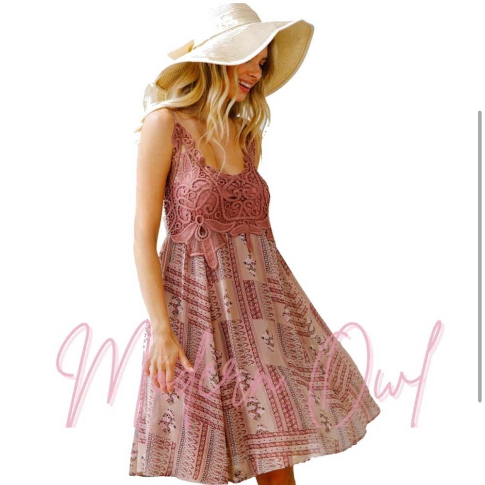 Modern Owl Mauve Pink/purple boho crochet spaghetti strap printed midi dress - Picture 4 of 13